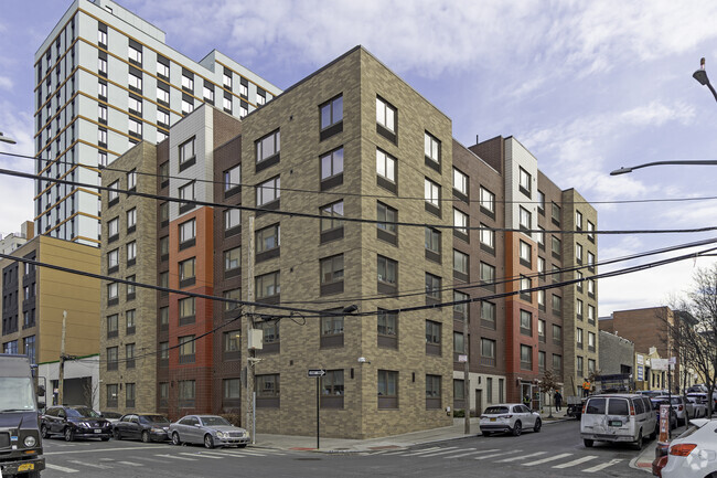 Primary Photo - New Roads Plaza