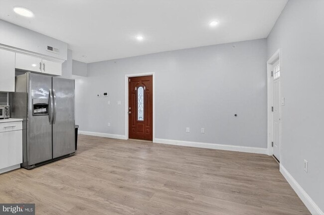 Building Photo - 523 N 11th St