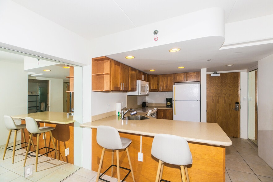 Building Photo - 1777 Ala Moana Blvd