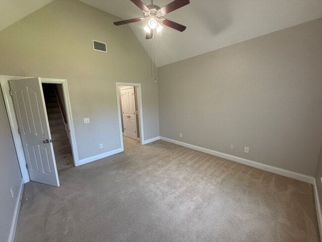 Building Photo - 2720 Westhaven Dr