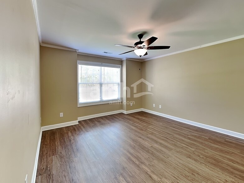 Building Photo - 101 Tyler Gate Ln