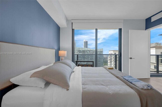 Building Photo - 55 SW 9th St