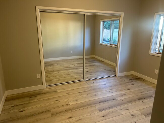 Bedroom two - 19548 Los Alimos St