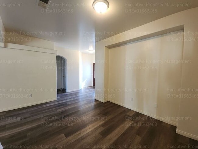 Building Photo - This house is in a great LOCATION (Callowa...
