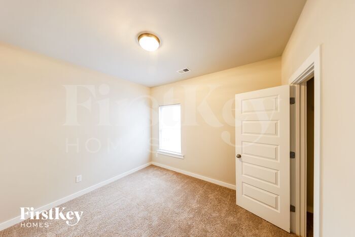 Building Photo - 161 County Rd 1700