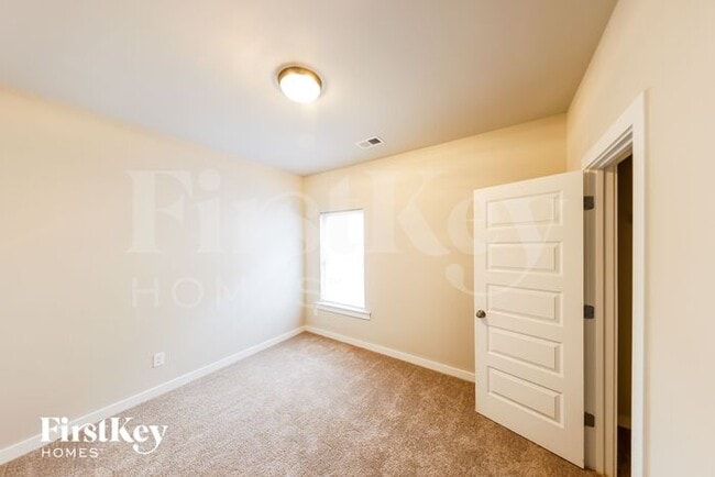 Building Photo - 161 County Rd 1700