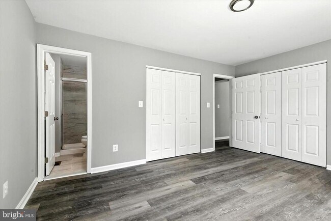 Building Photo - 1061 Berkley Dr