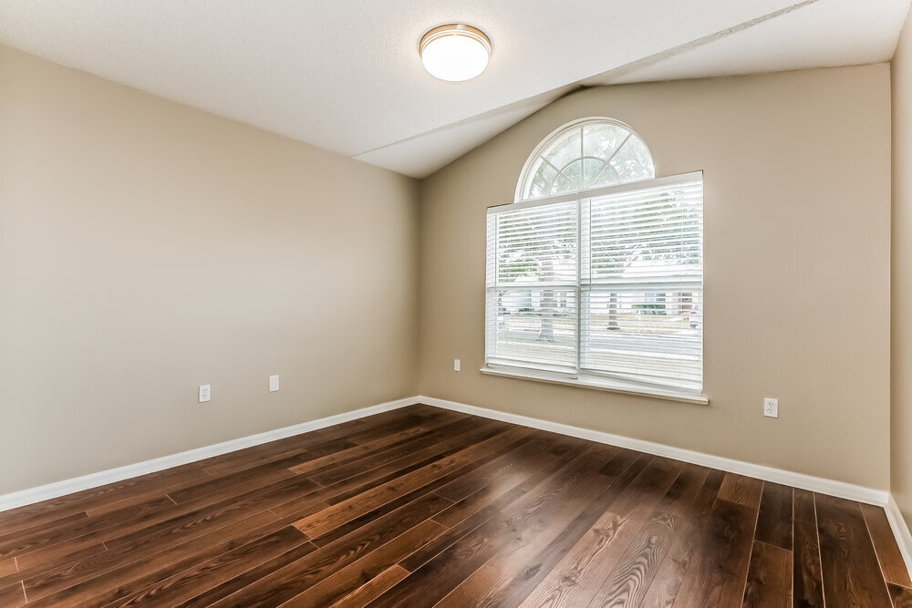 Building Photo - 6922 Crown Lake Dr