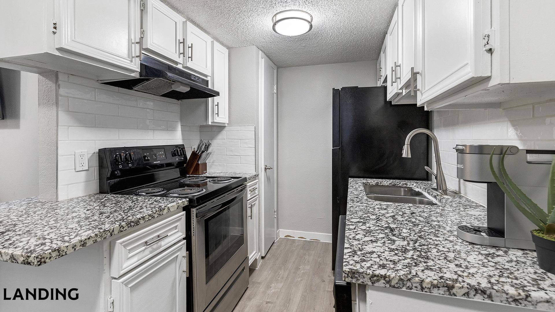 Building Photo - 130 Camino De Oro