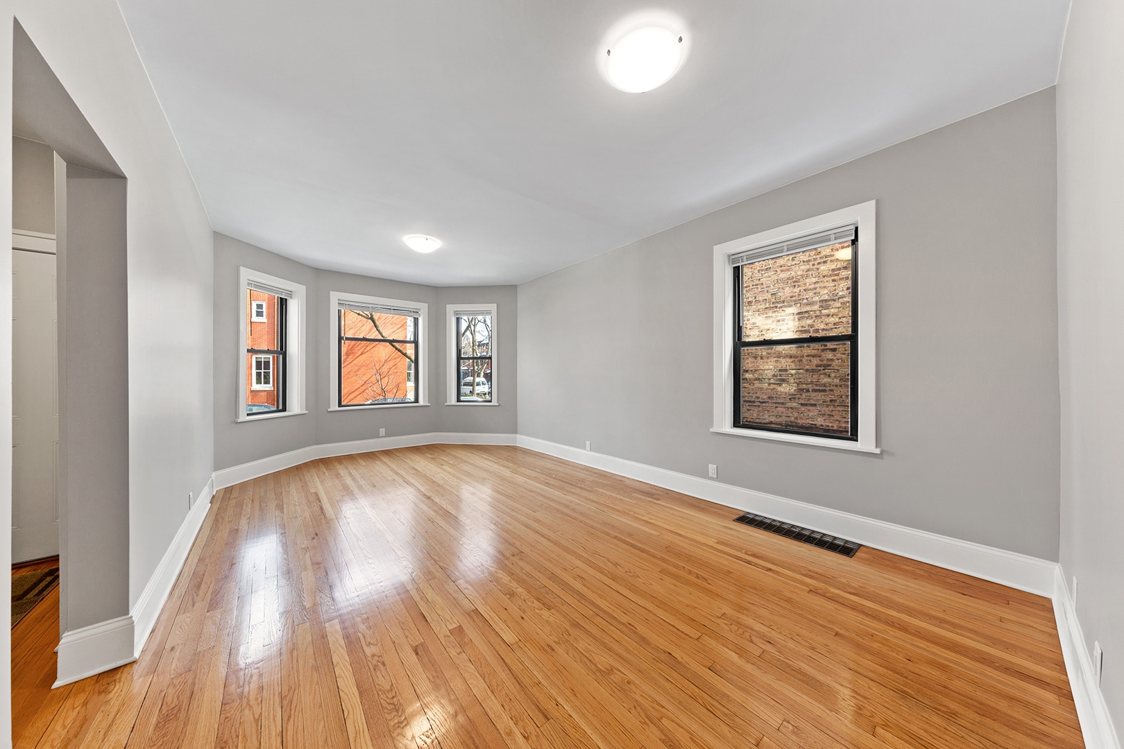 Living Room View 2 - 3536 N Wolcott Ave