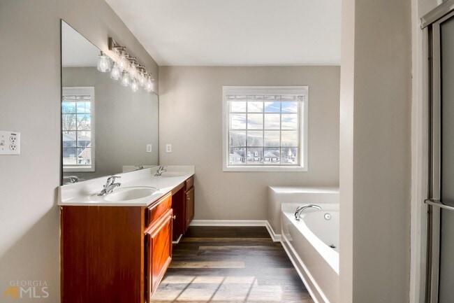 Building Photo - 2171 Waterford Park Dr