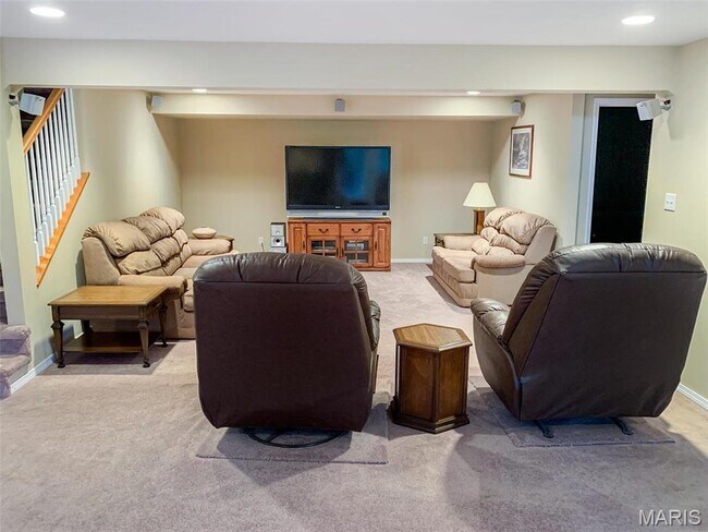 Building Photo - 1031 Buran Dr