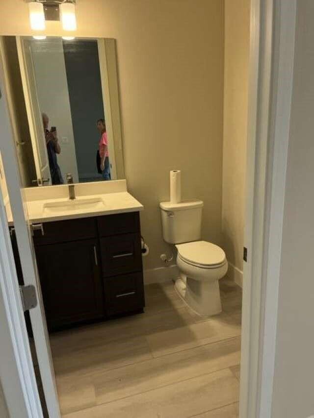 Building Photo - 7813 Deer Lake Ct