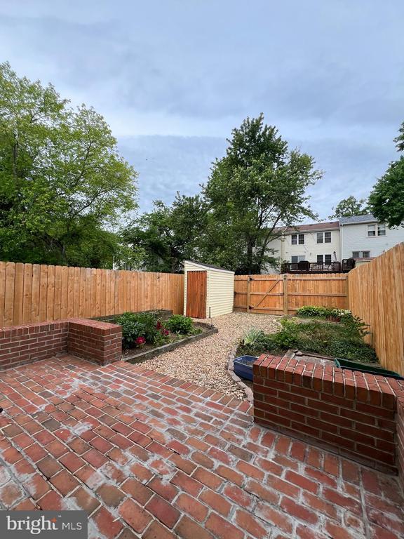 Building Photo - 12320 Woodlawn Ct