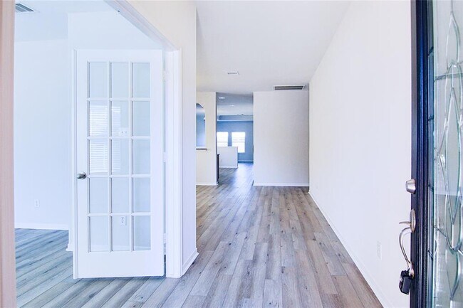 Building Photo - 21622 Amesbury Meadow Ln