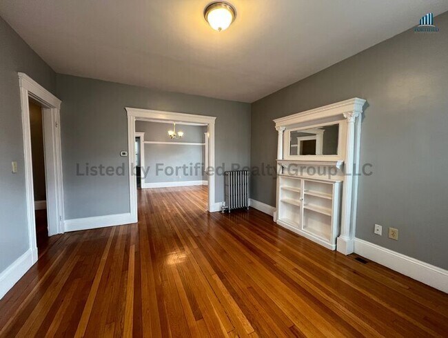 Building Photo - 142 Washington St