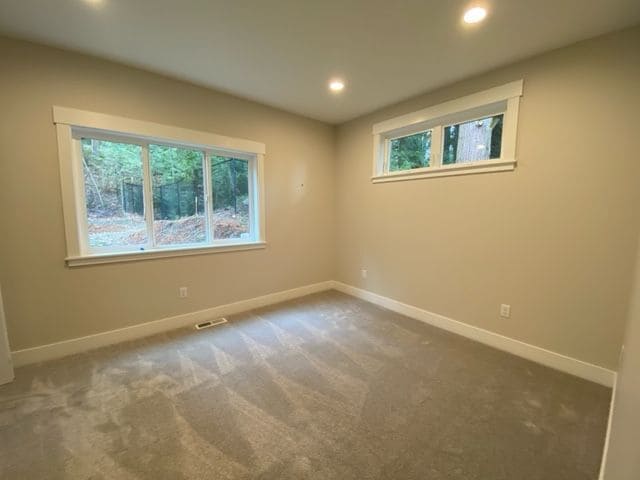 Building Photo - 2105 Dellesta Dr