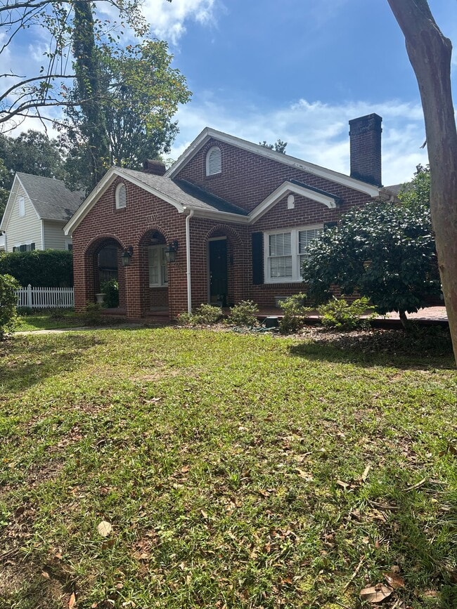 Building Photo - 206 Eufaula St