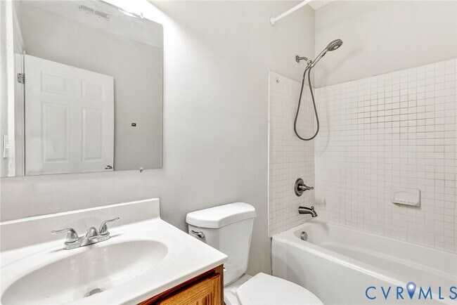 Building Photo - 712 N 24th St
