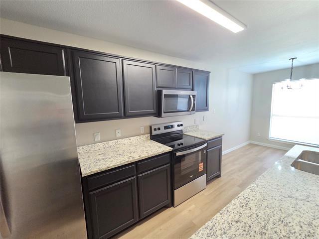 Building Photo - 2317 Bloomfield Dr