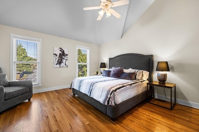 Building Photo - 975 N 6th St