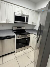 Building Photo - 8215 SW 152nd Ave
