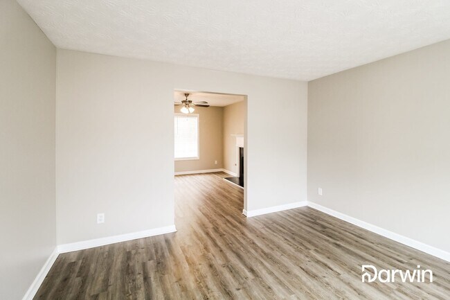 Building Photo - 1811 Harmony Trce