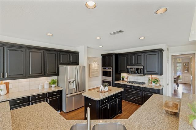 Building Photo - 804 Waterbury Ct