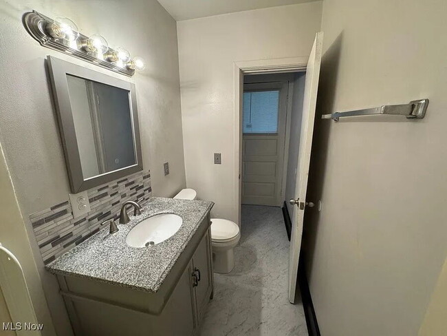 Building Photo - 3664 W 48th St