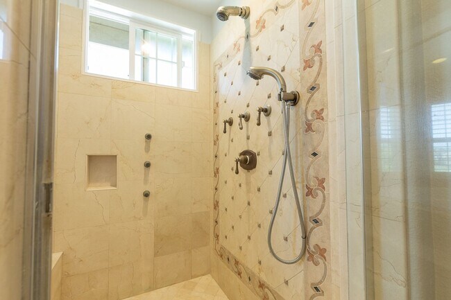 Building Photo - Single Family Golf Course Home for rent in...