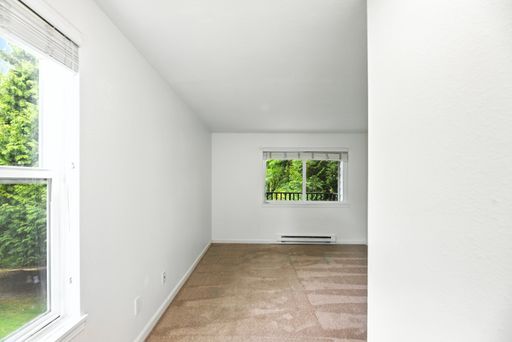 Building Photo - Kirkland Place Condominium