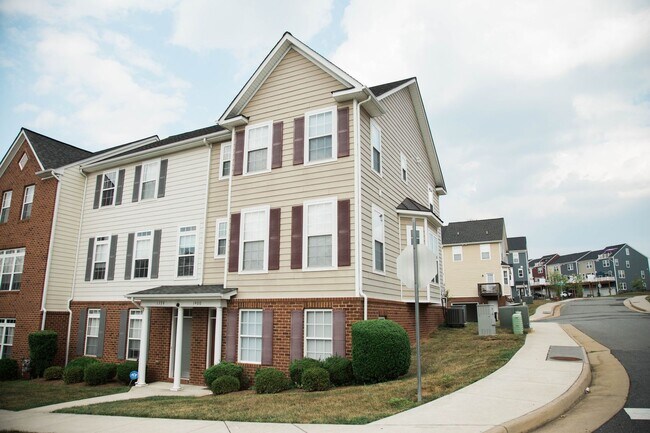 Building Photo - 1400 Timberwood Blvd