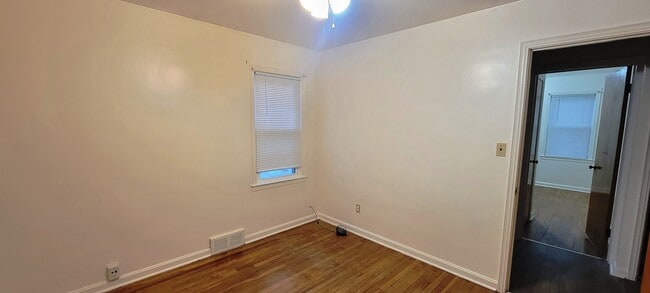 Building Photo - 6075 W 54th St