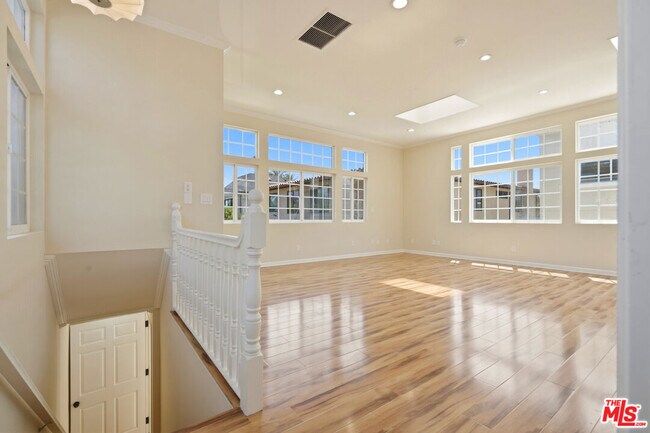 Building Photo - 1510 Cardiff Ave