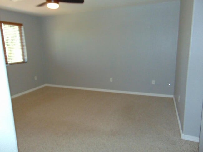 Building Photo - Rancho Sahuarita 4 bedroom 3 bath 2 story Home