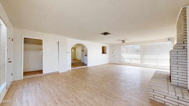 Building Photo - 4553 Skylark Way