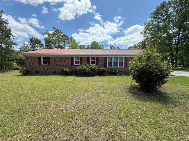 Primary Photo - 5 bedroom home for rent