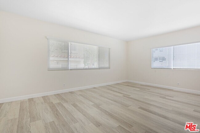 Building Photo - 1433 Brockton Ave