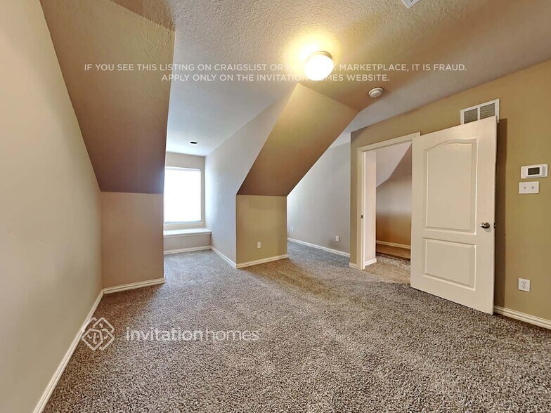 Building Photo - 1637 Salado Tr