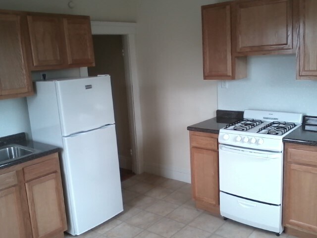 Building Photo - 23 Egremont Rd