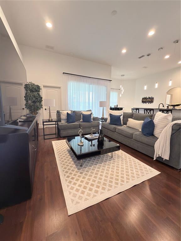Building Photo - 4086 Dinner Lake Way