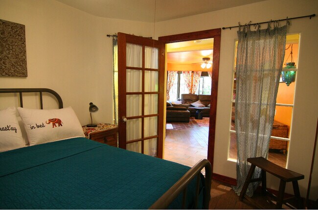 Building Photo - 202 S Topanga Canyon Blvd