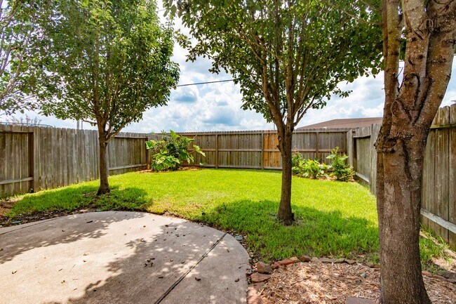 Building Photo - 25227 Boulder Bend Ln