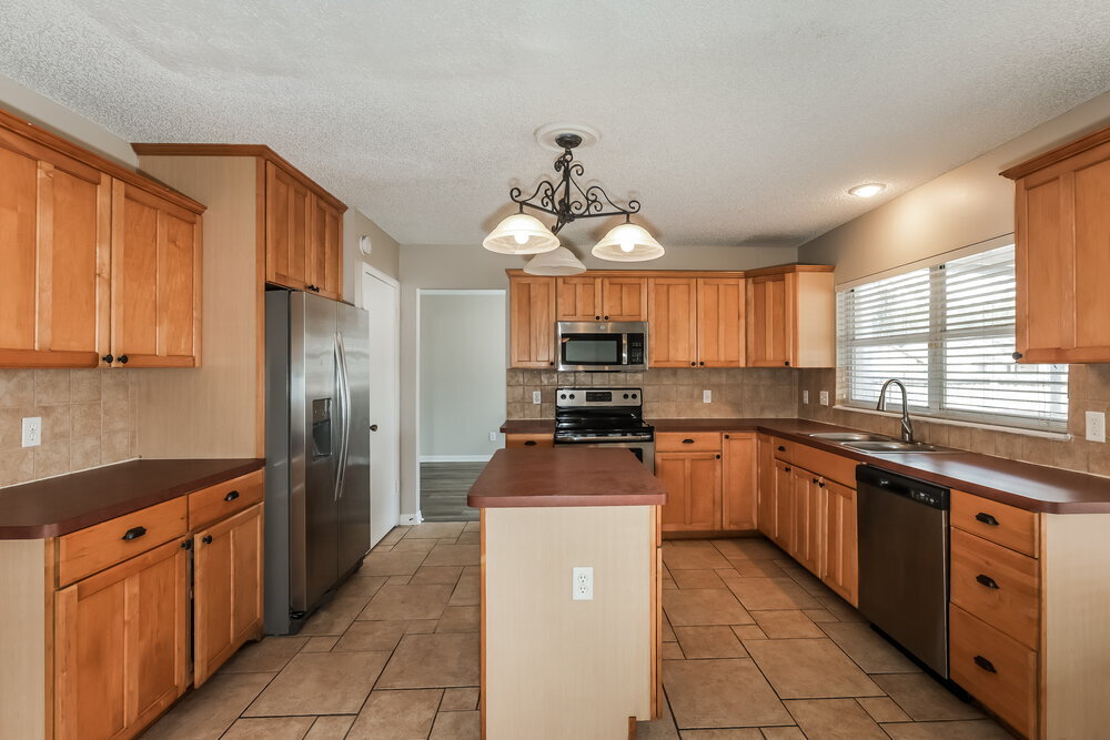 Building Photo - 2601 Berryvine Pl