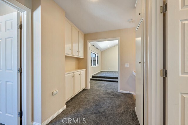Building Photo - 207 Los Padres Ln