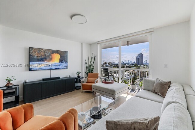 Building Photo - 401 Ocean 903