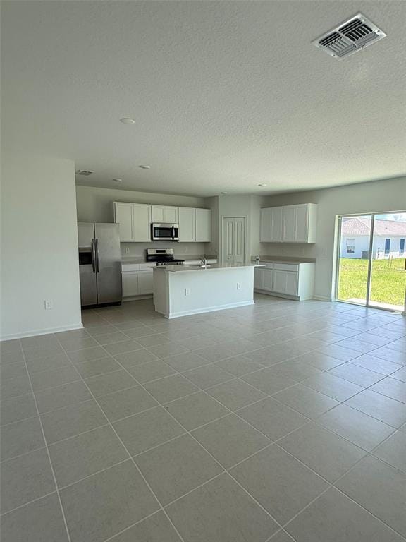 Building Photo - 3767 Bergamot Blvd