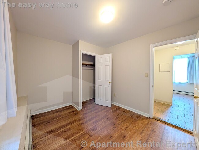 Building Photo - 288 Prospect St