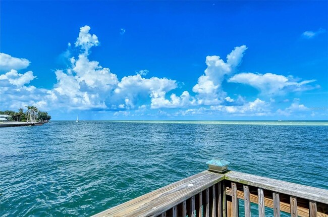 Building Photo - 4822 Ocean Blvd