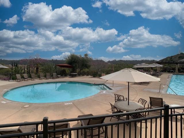Building Photo - 2668 Escala Cir